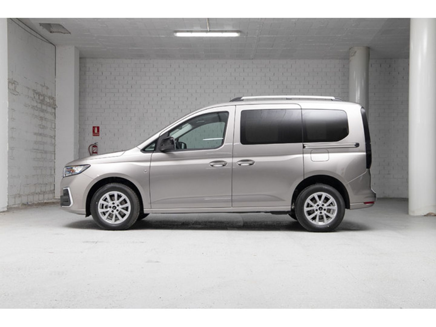 Ford Tourneo Connect 2.0 Ecoblue S&S Titanium 75 kW (102 CV)