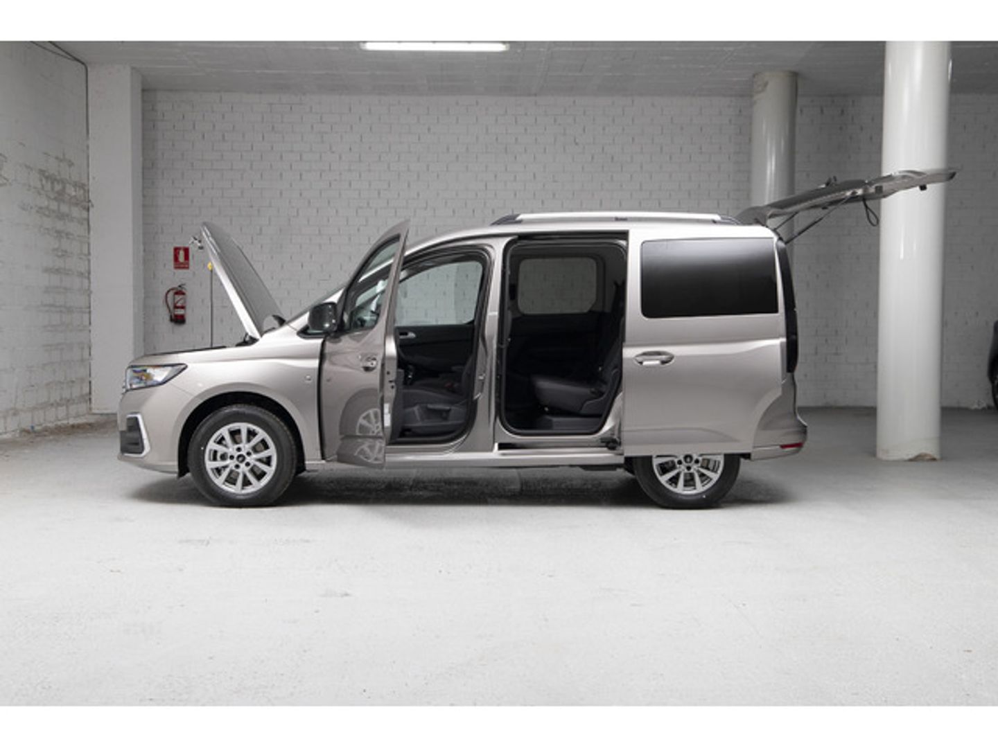 Ford Tourneo Connect 2.0 Ecoblue S&S Titanium 75 kW (102 CV)
