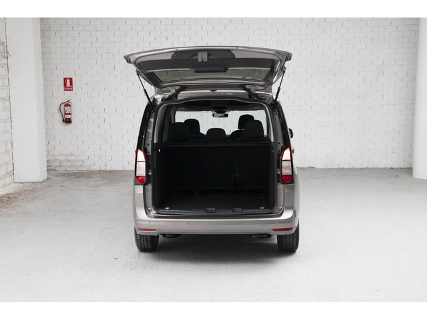 Ford Tourneo Connect 2.0 Ecoblue S&S Titanium 75 kW (102 CV)