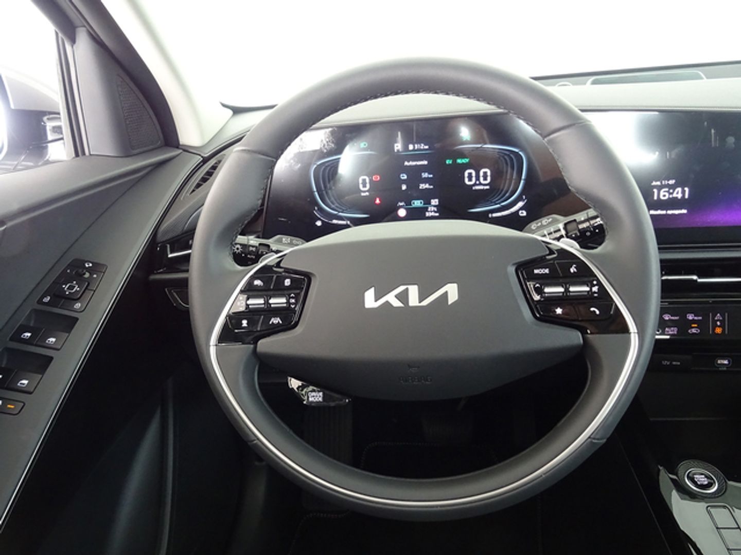 Kia Niro 1.6 GDi PHEV Drive