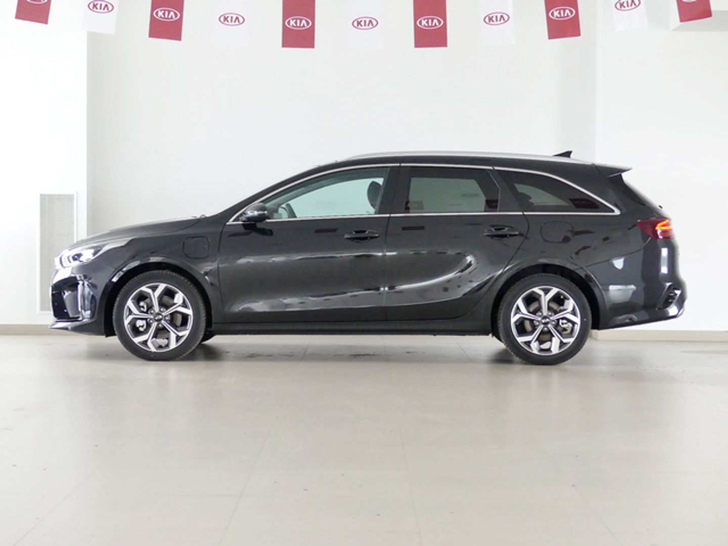 Kia Ceed Tourer 1.6 GDi PHEV eMotion