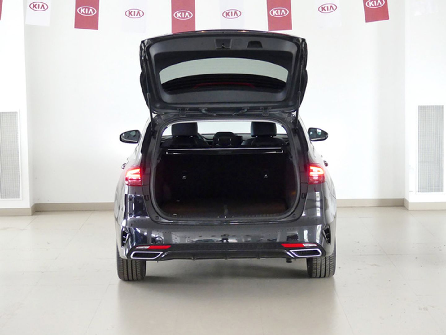 Kia Ceed Tourer 1.6 GDi PHEV eMotion