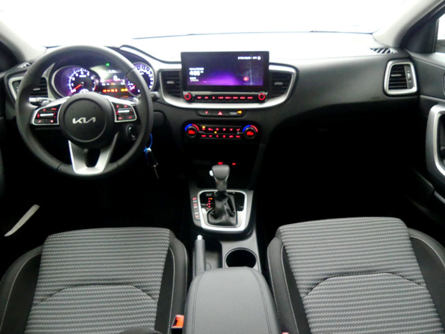 Kia XCeed 1.5 MHEV iMT Drive DCT 103 kW (140 CV)