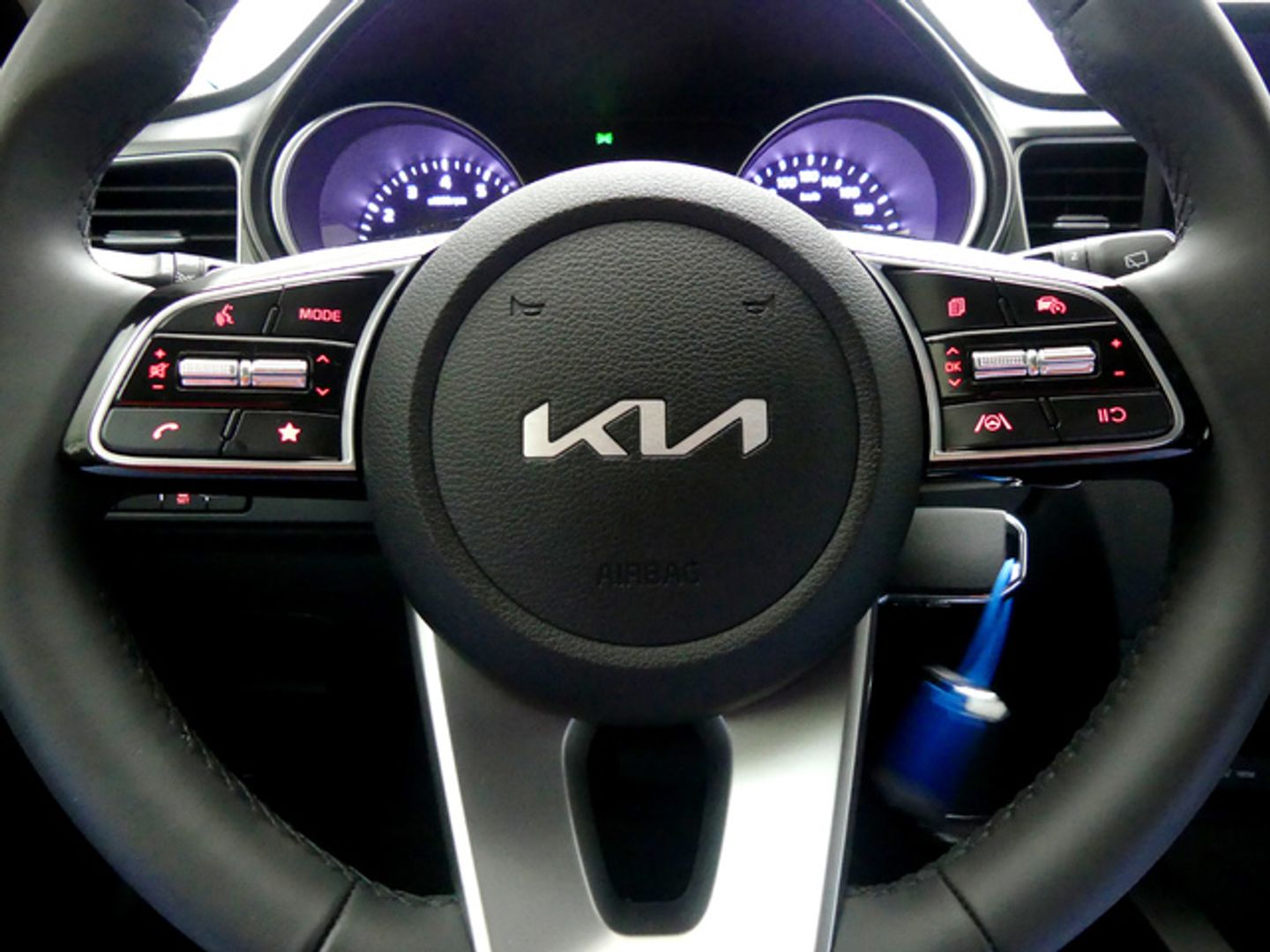 Kia XCeed 1.5 MHEV iMT Drive DCT 103 kW (140 CV)