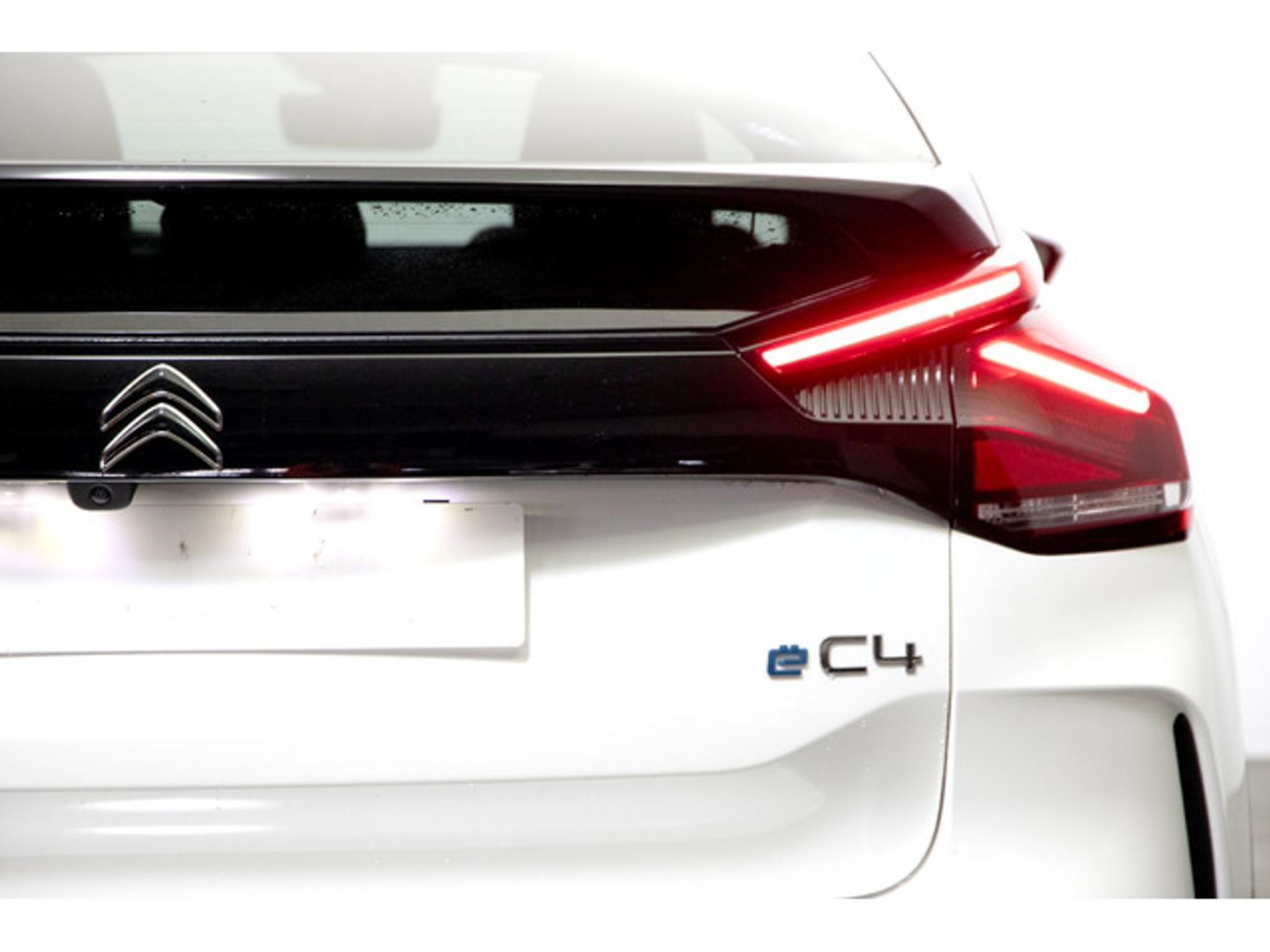 Citroen ë-C4 eléctrico 50kWh Shine 100 kW (136 CV)