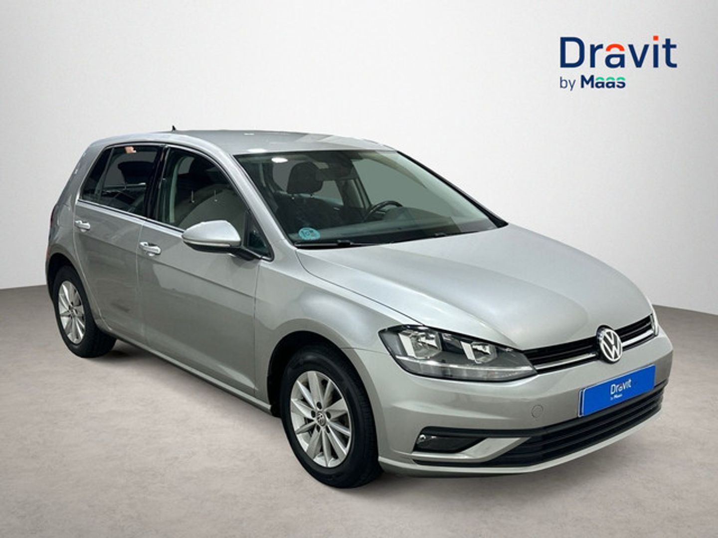 Volkswagen Golf 1.0 TSI Business & Navi