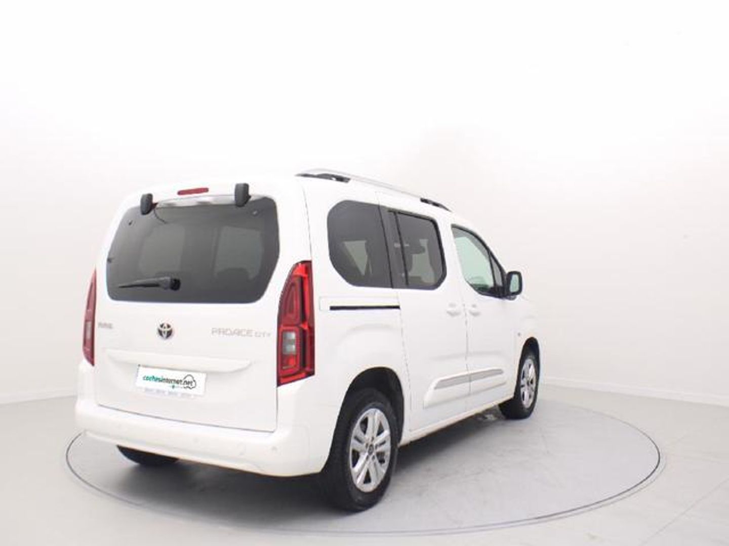 Toyota Proace City Verso 1.2 Family Active