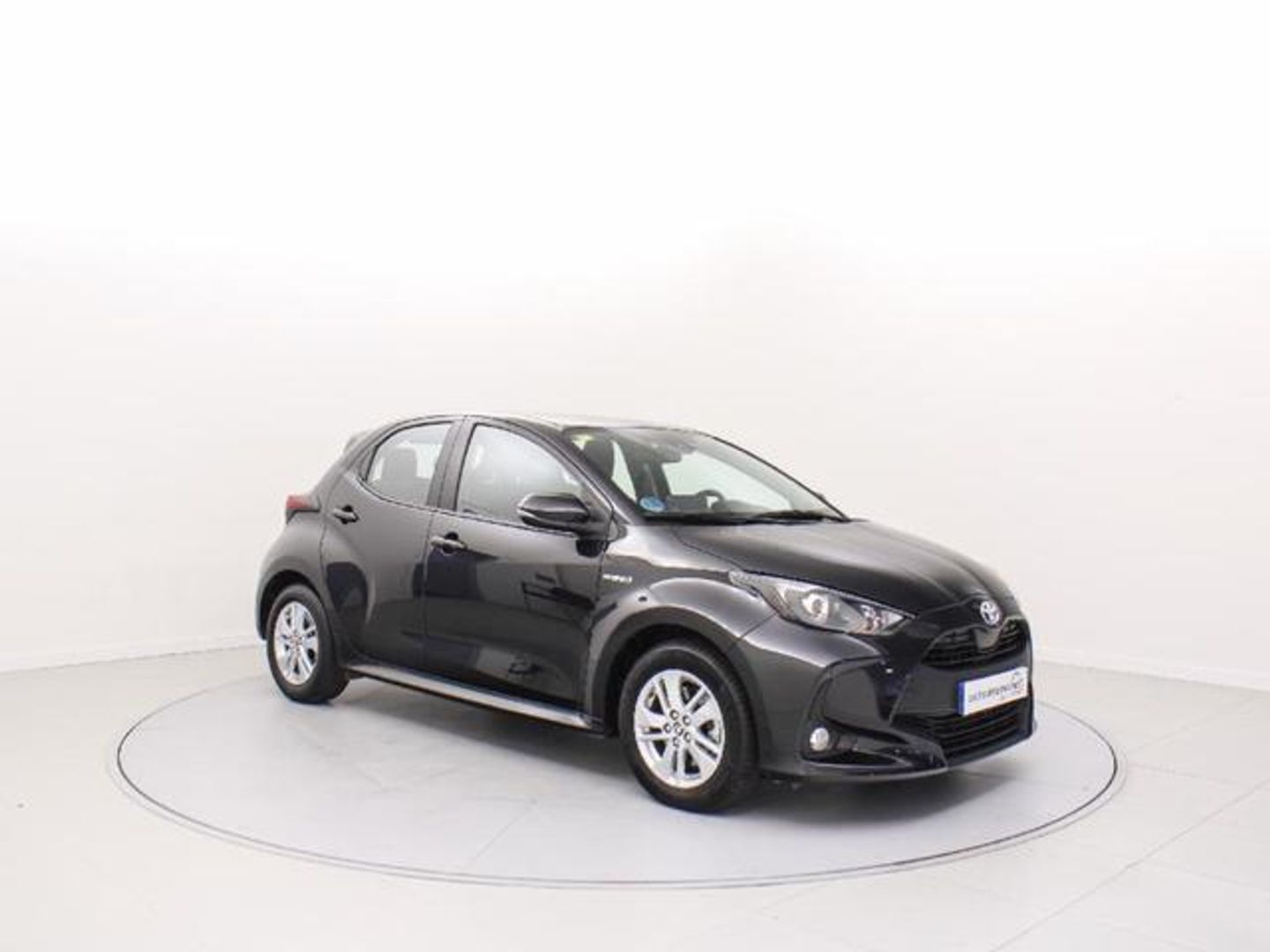 Toyota Yaris 1.5 120H Active Tech Negro Compact