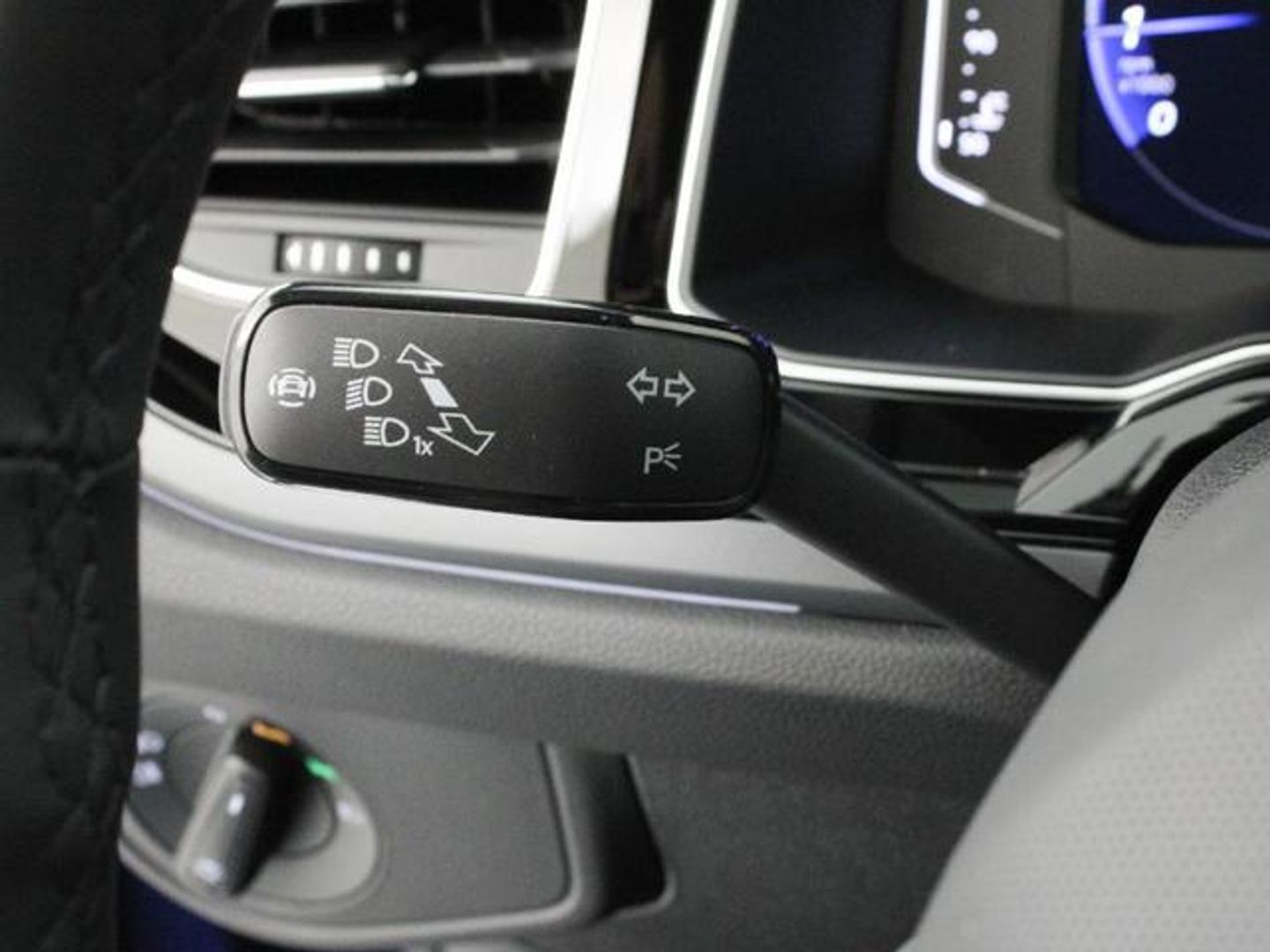 Volkswagen Taigo 1.0 TSI R-Line