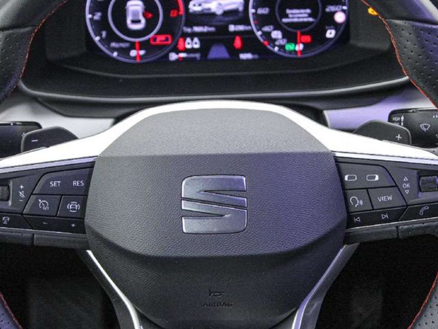Seat León 1.5 eTSI FR Special Edition Vision