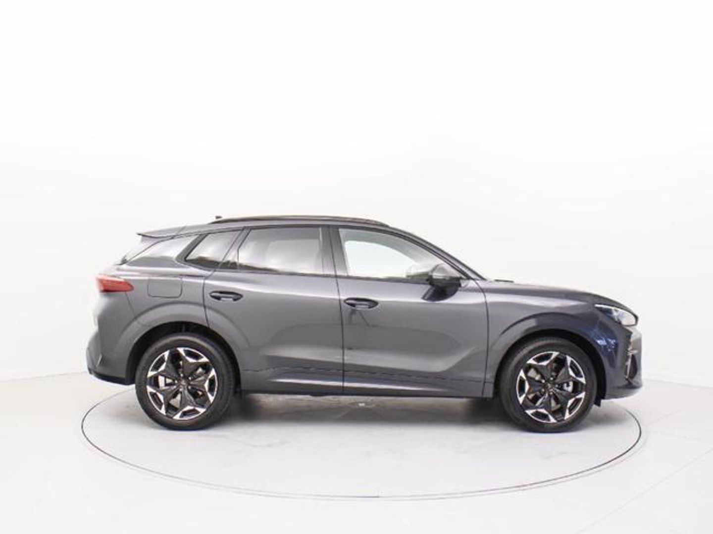 Cupra Terramar 1.5 TSI e-Hybrid -