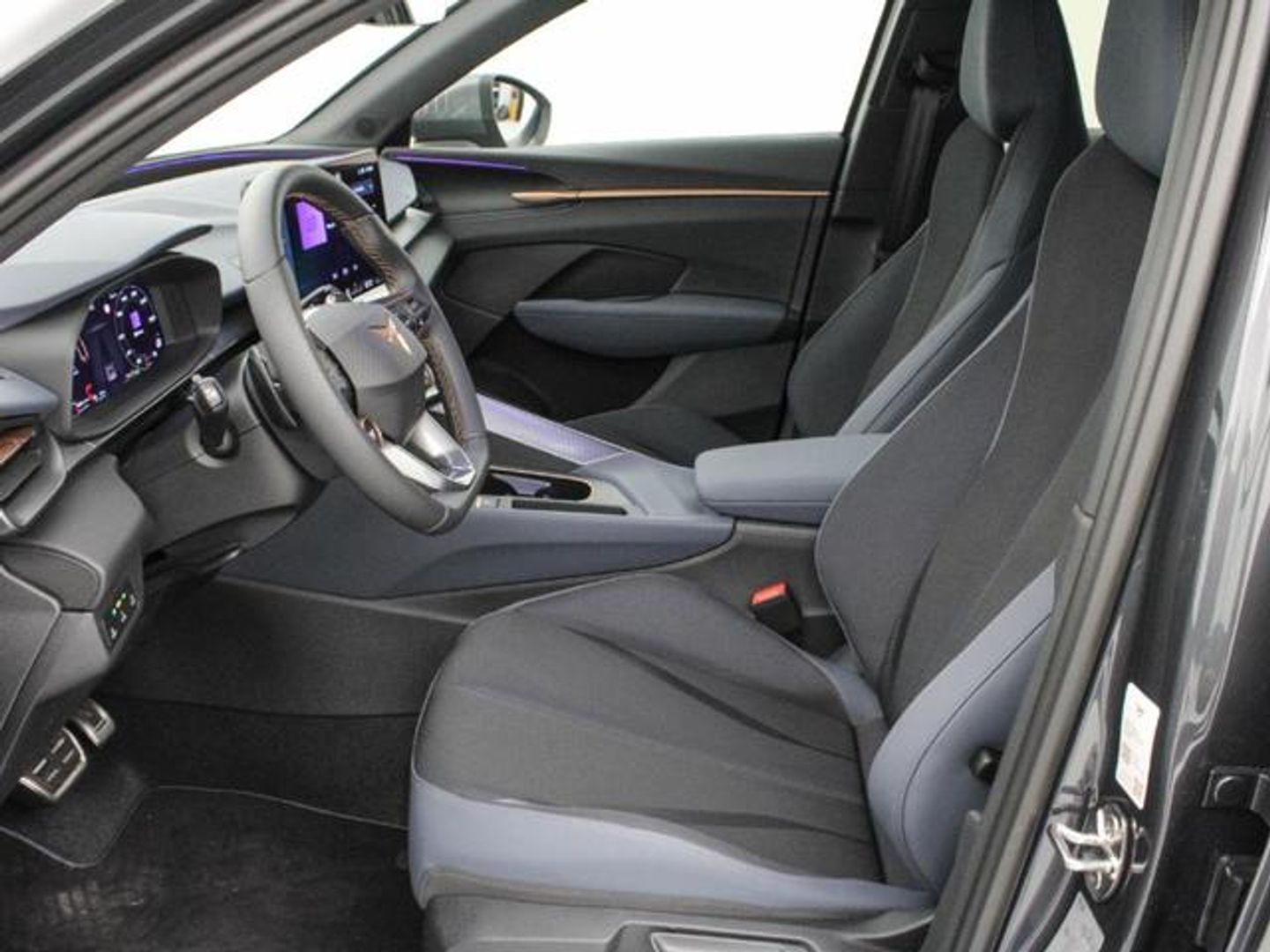 Cupra Terramar 1.5 TSI e-Hybrid -
