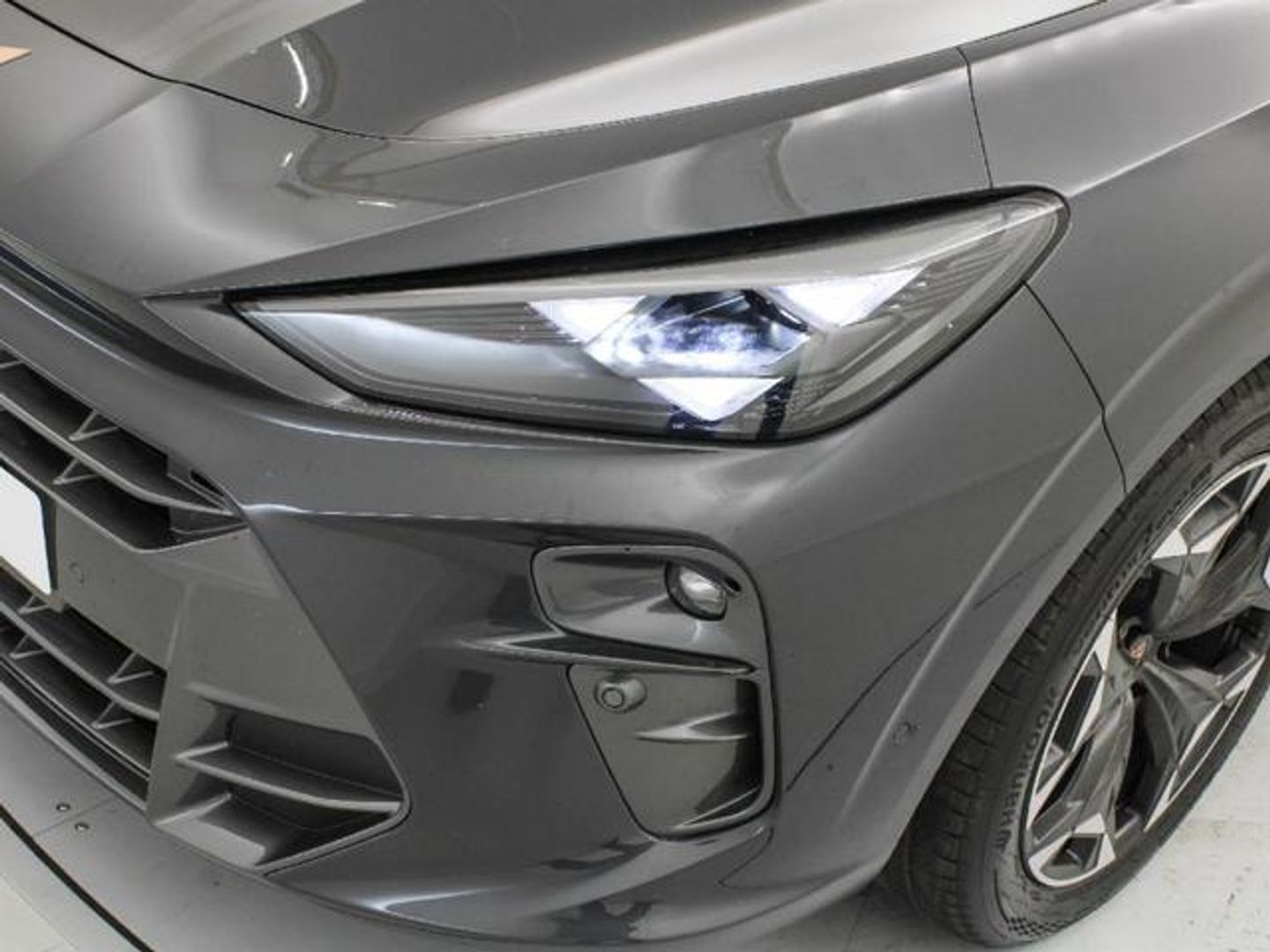 Cupra Terramar 1.5 TSI e-Hybrid -