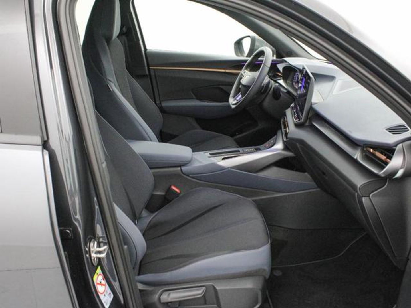 Cupra Terramar 1.5 TSI e-Hybrid -