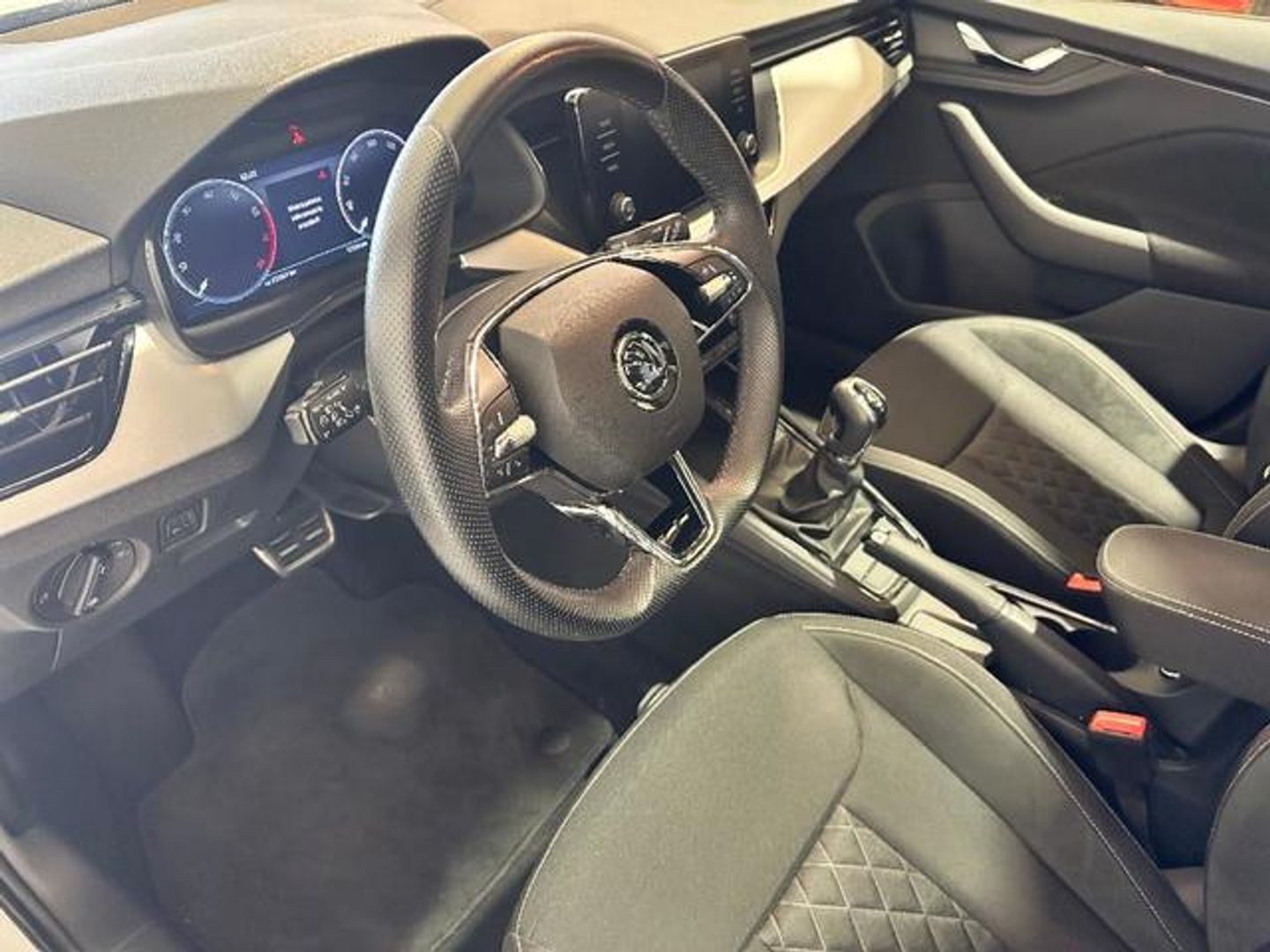 Skoda Kamiq 1.5 TSI Sport DSG 110 kW (150 CV)