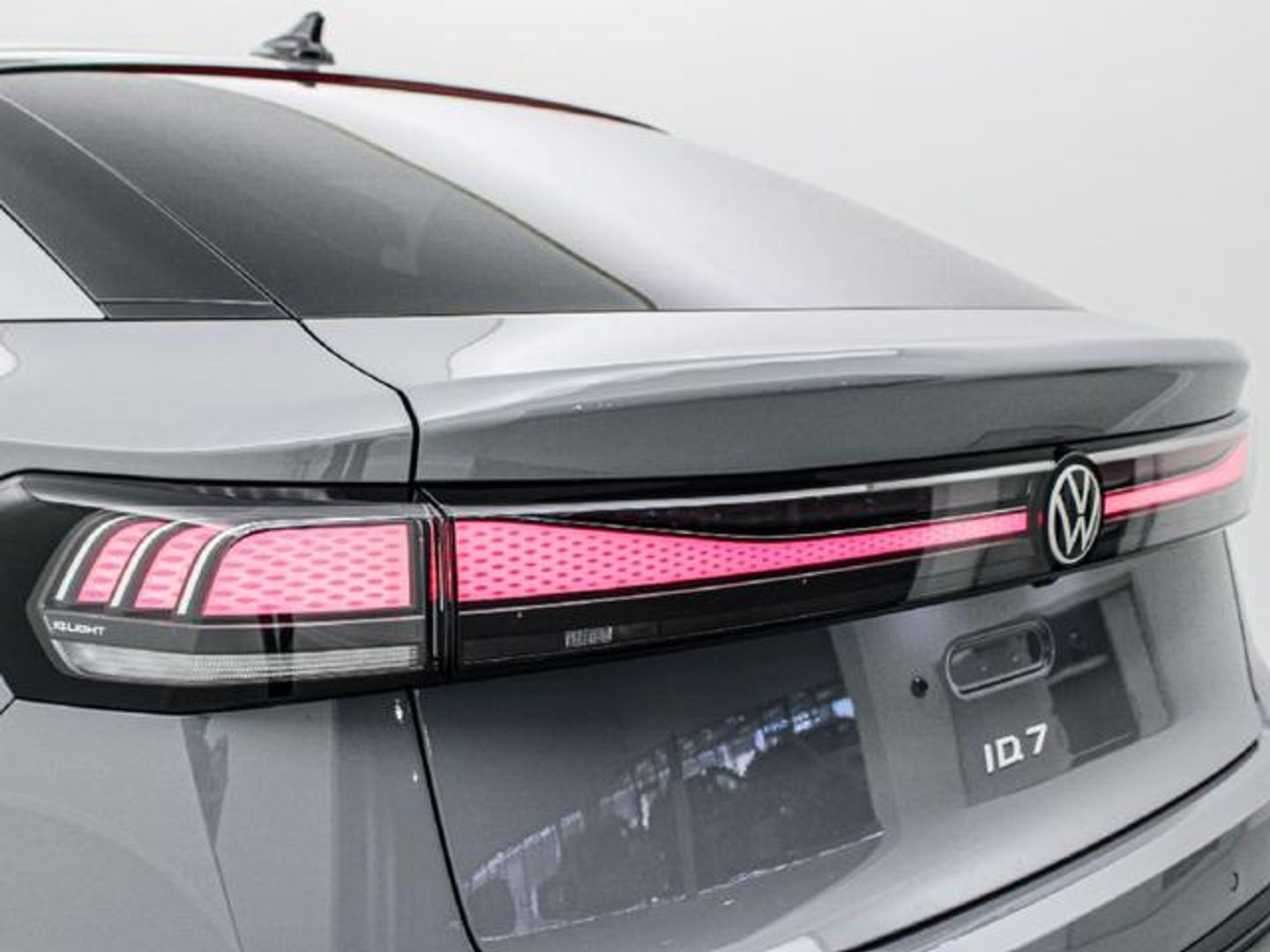 Volkswagen ID.7 Pro 77kWh Auto 210 kW (286 CV)