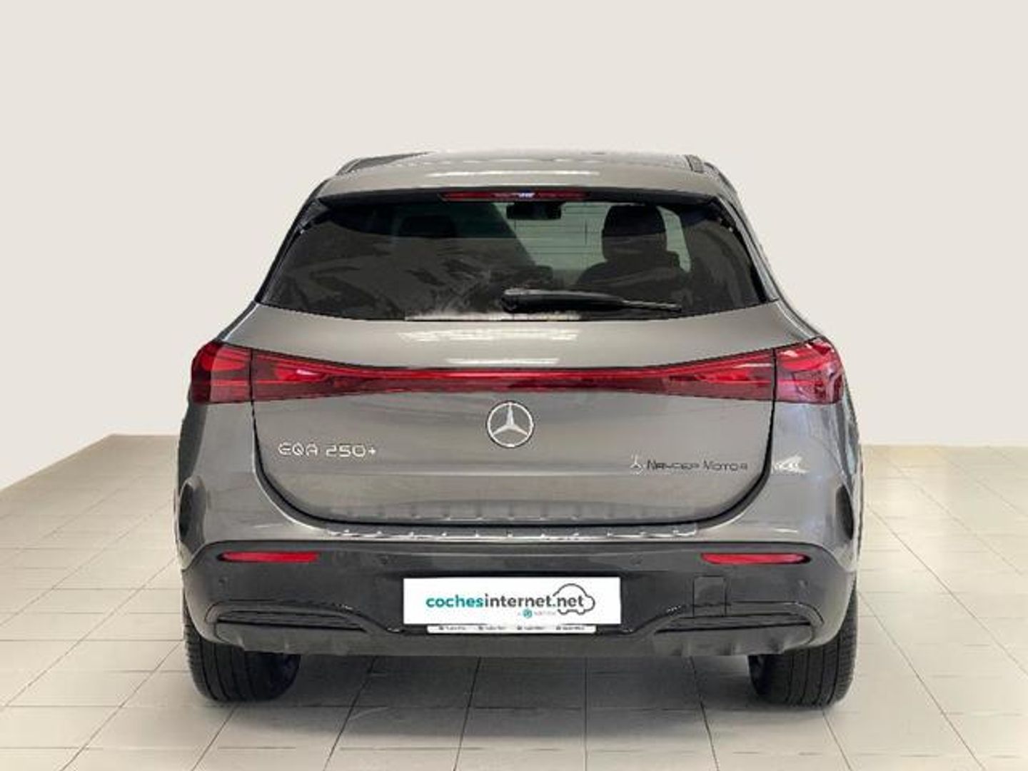 Mercedes-benz EQA 250 -