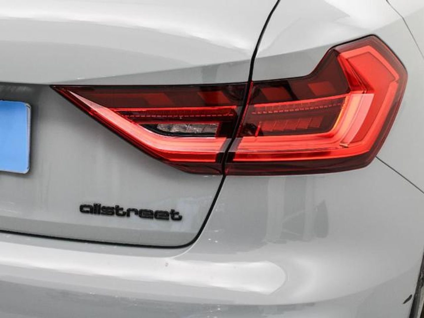 Audi A1 allstreet 35 TFSI Adrenalin Black edition