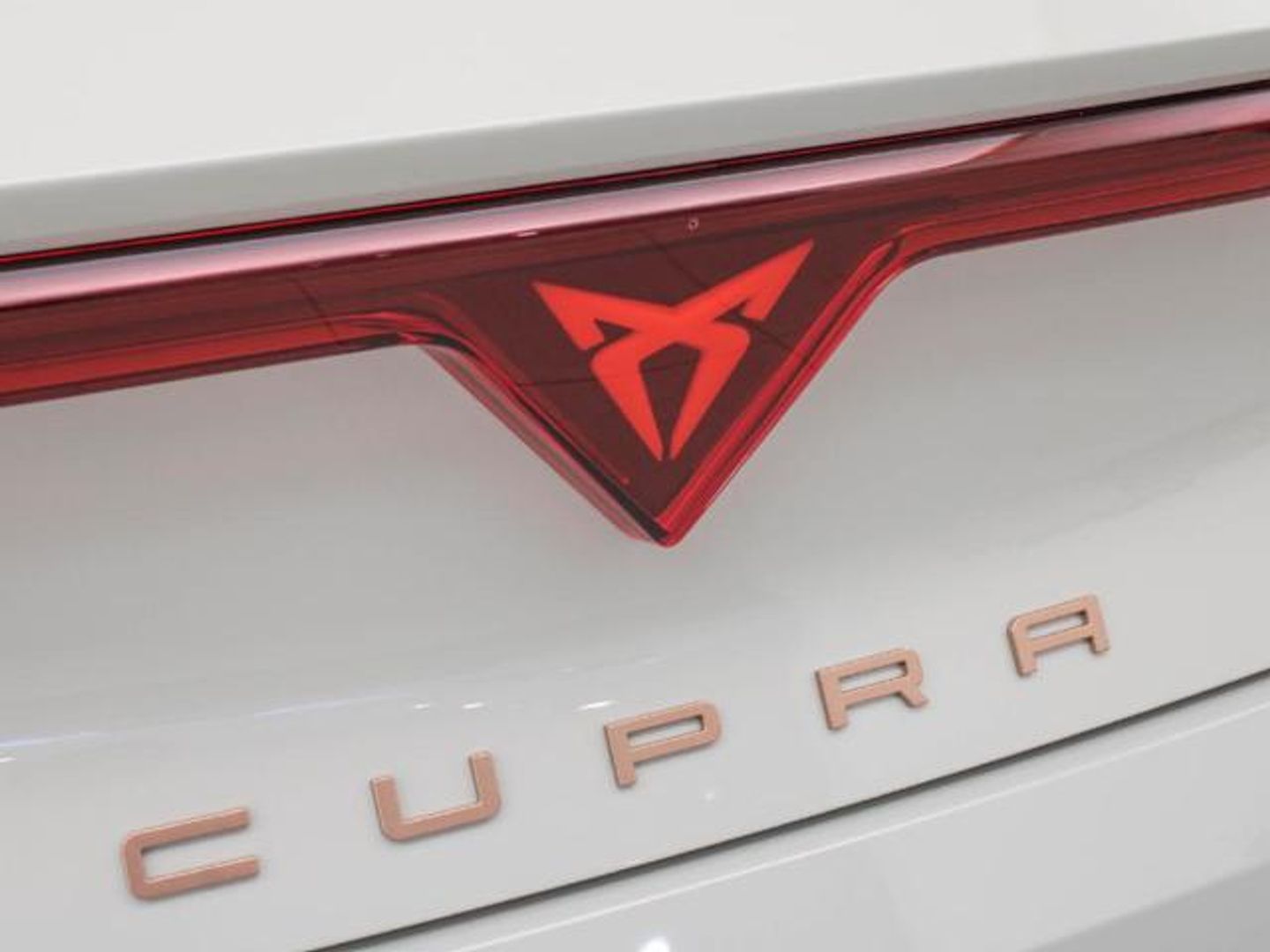 Cupra León 1.5 eTSI Launch Edition