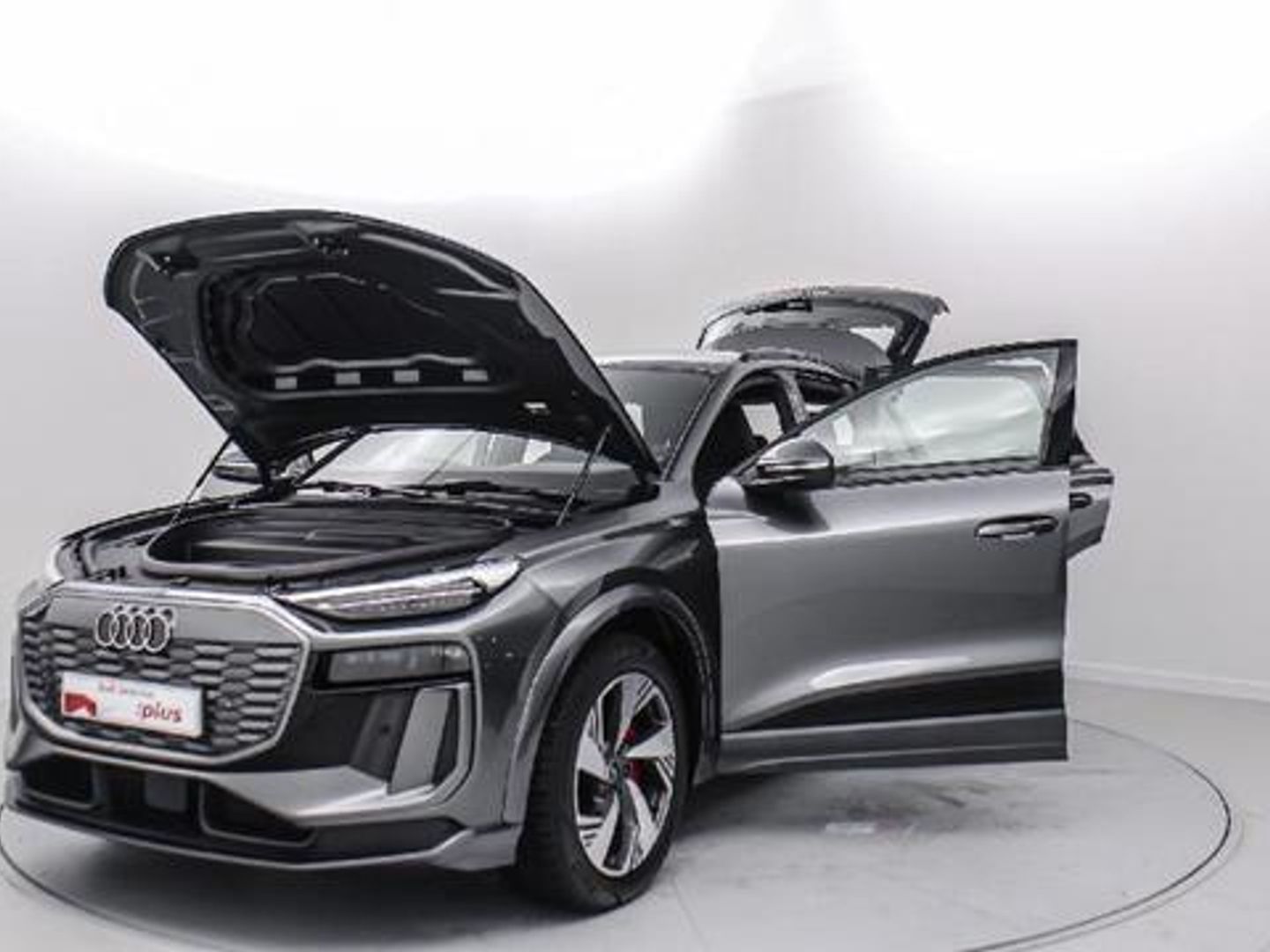 Audi Q6 e-tron S line S line