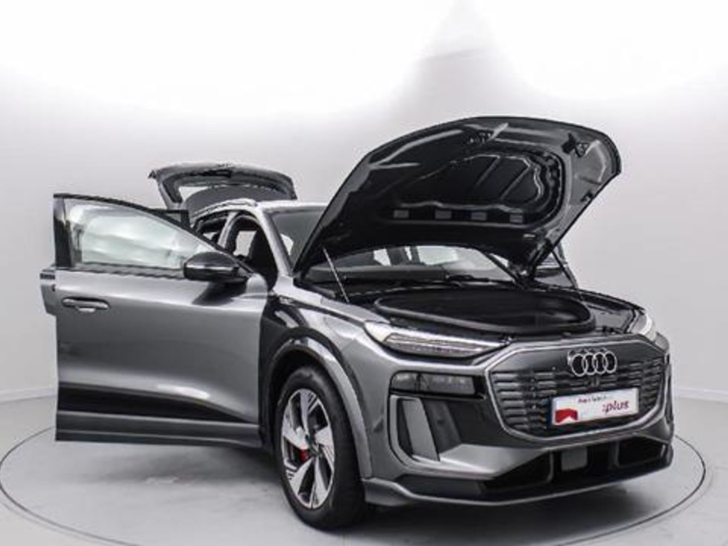 Audi Q6 e-tron S line S line