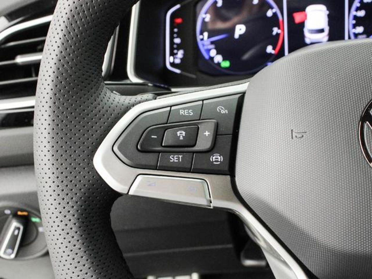 Volkswagen T-Roc R-Line 1.5 TSI 110 kW (150 CV) DSG