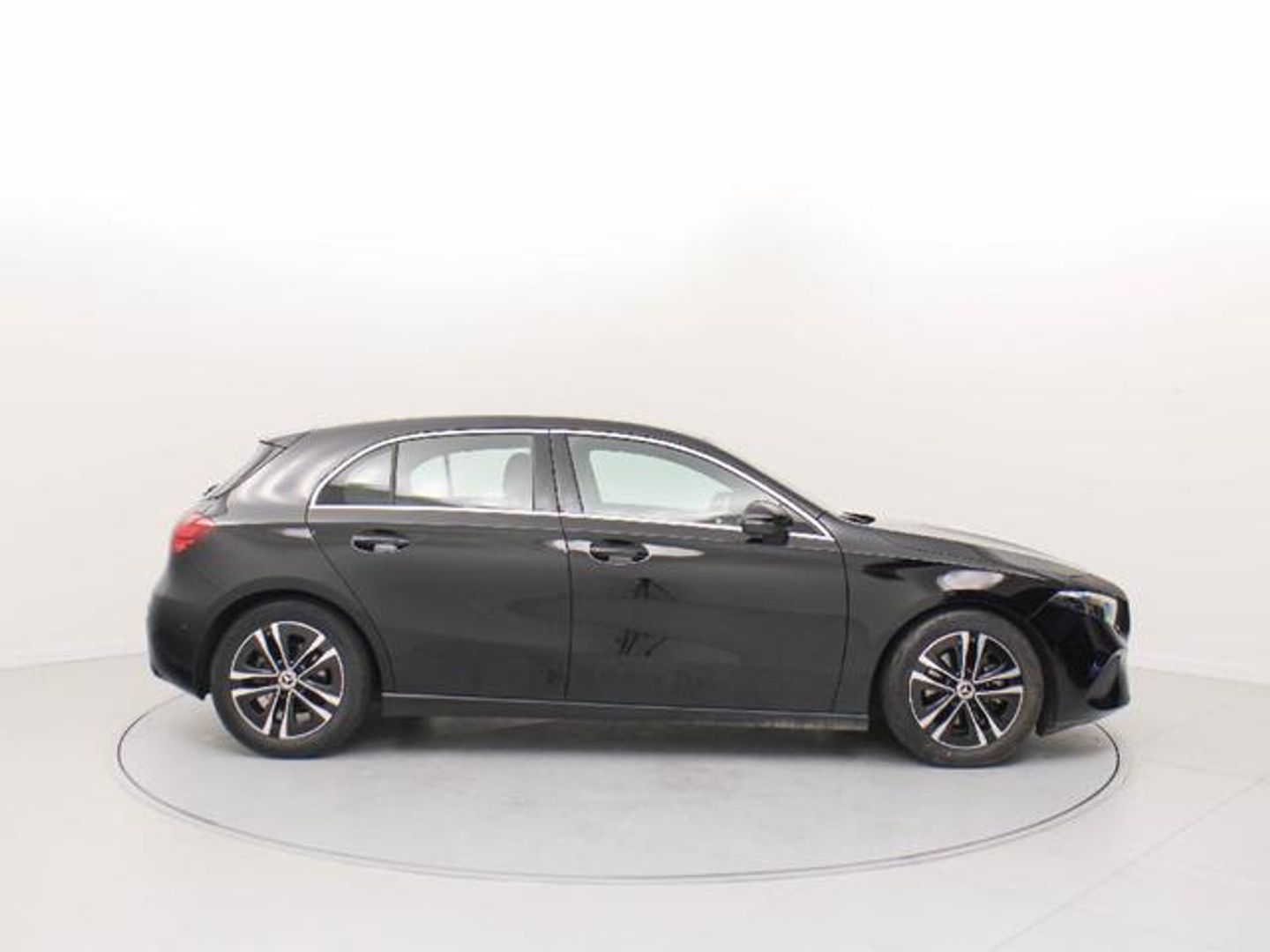 Mercedes-Benz Clase A 180 100 kW (136 CV)