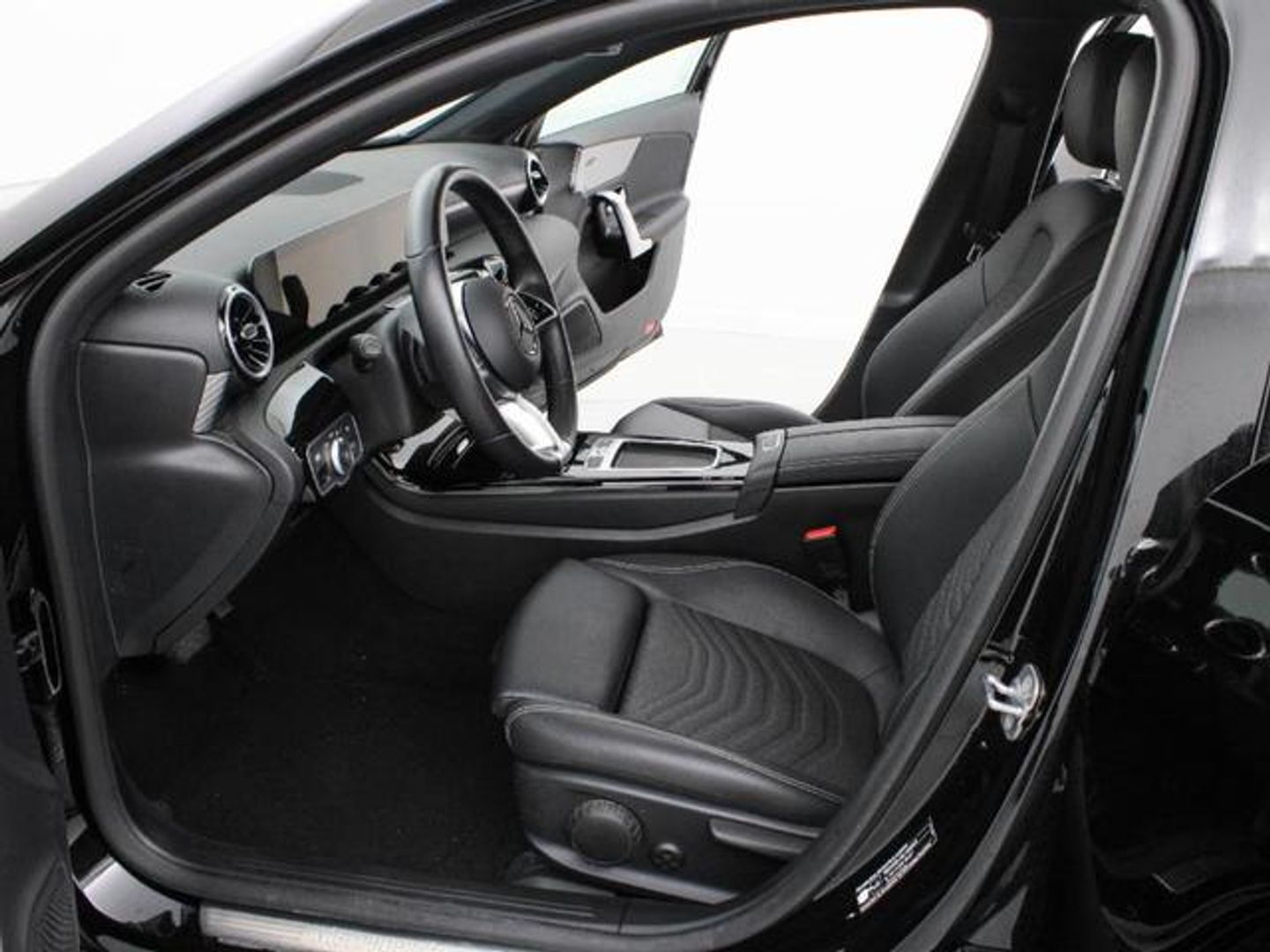 Mercedes-Benz Clase A 180 100 kW (136 CV)