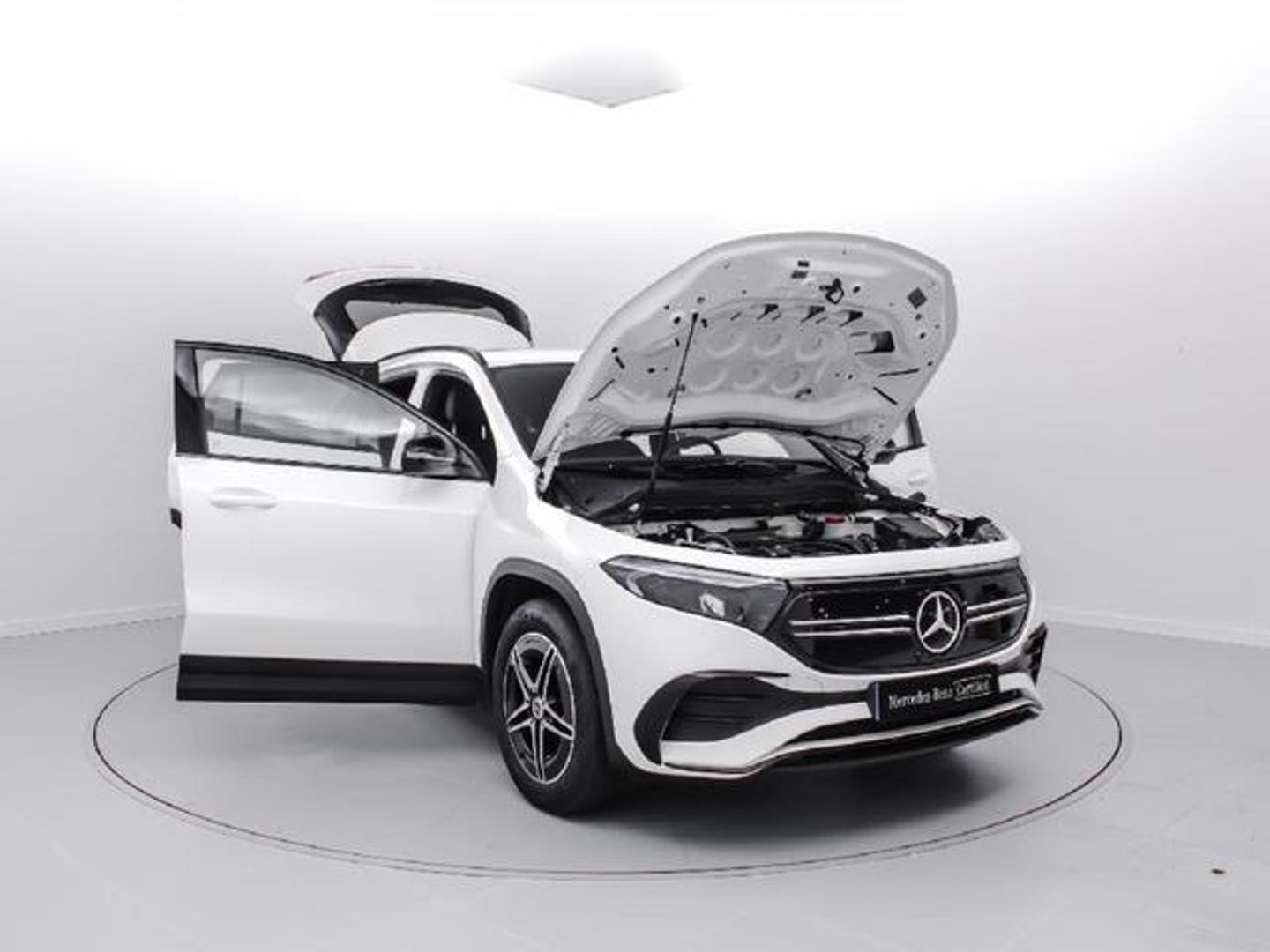 Mercedes-benz EQA 250 -