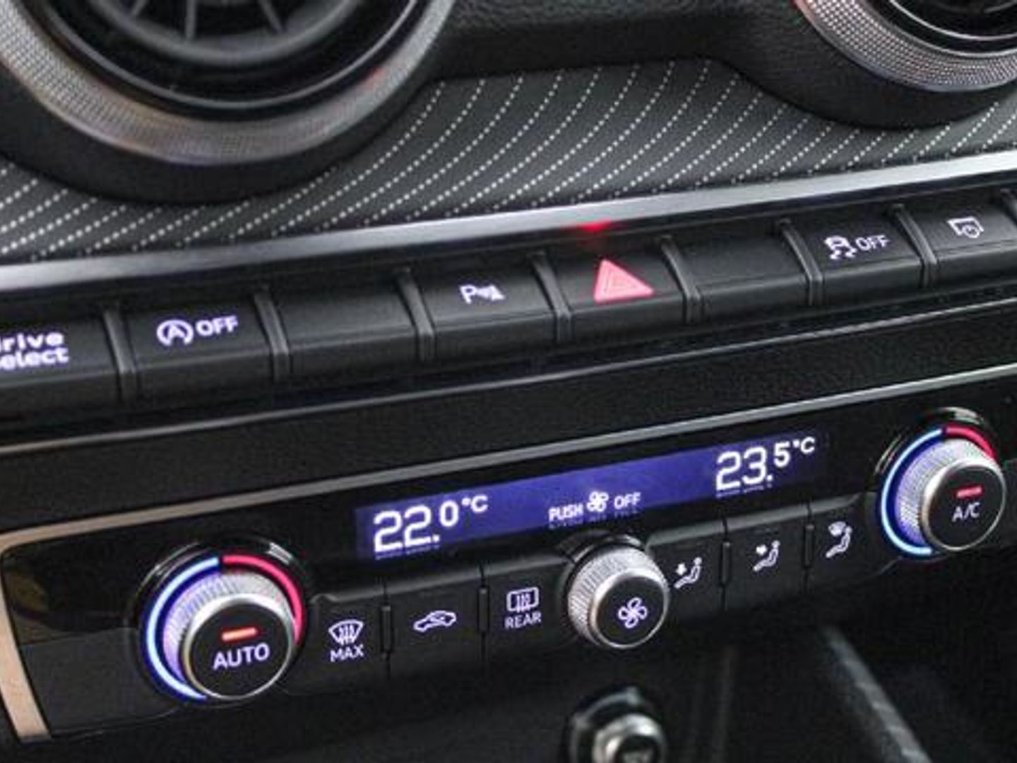 Audi Q2 Black line 30 TDI 85 kW (116 CV) S tronic