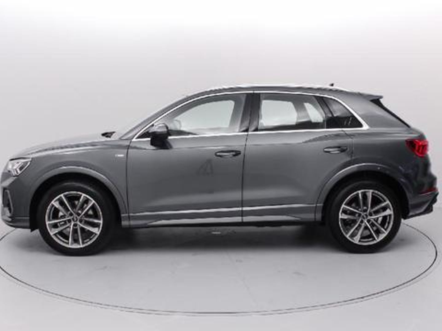 Audi Q3 35 TDI S line