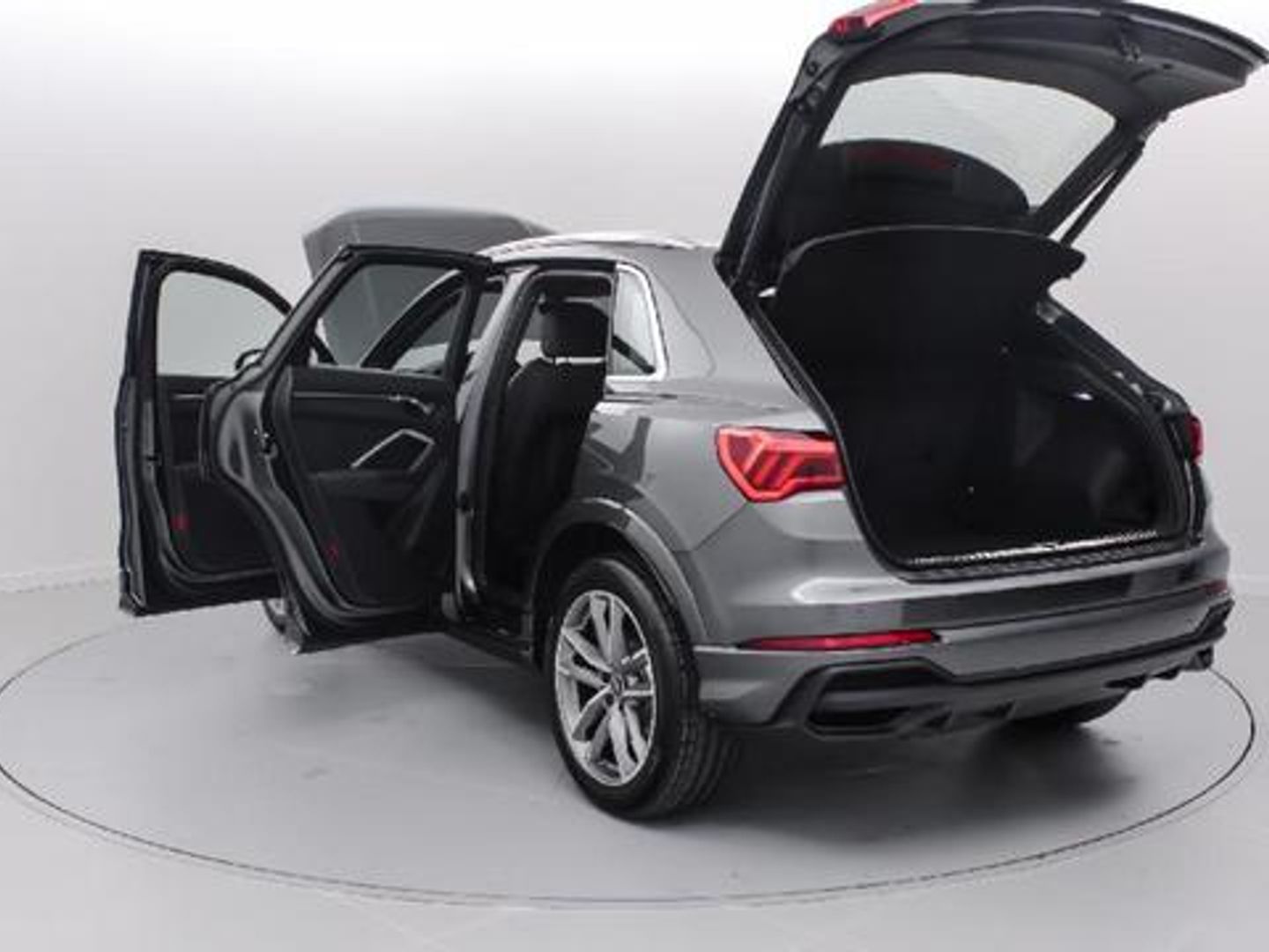 Audi Q3 35 TDI S line