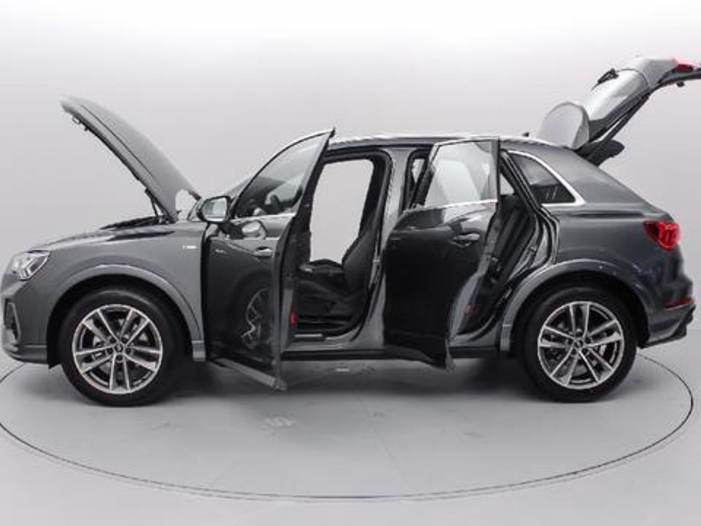 Audi Q3 35 TDI S line