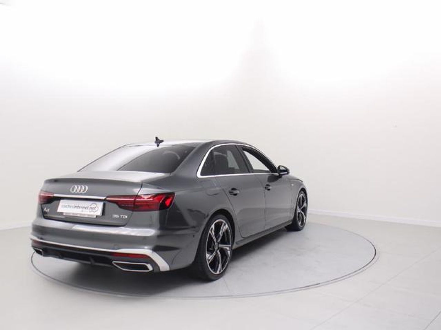 Audi A4 35 TDI S line