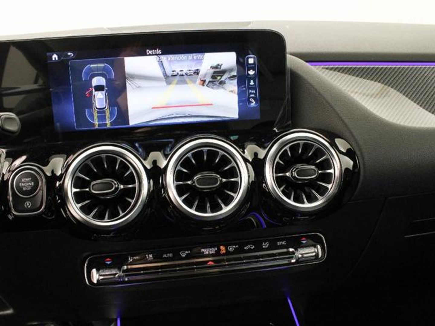Mercedes-benz GLA 200 D -