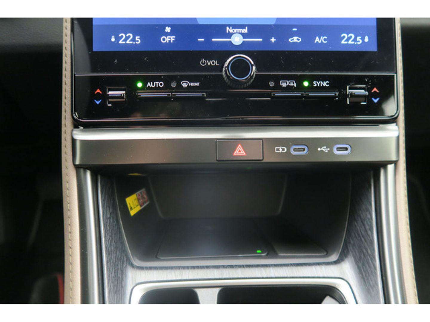 Lexus LBX 1.5 HEV Elegant Plus 100 kW (136 CV)