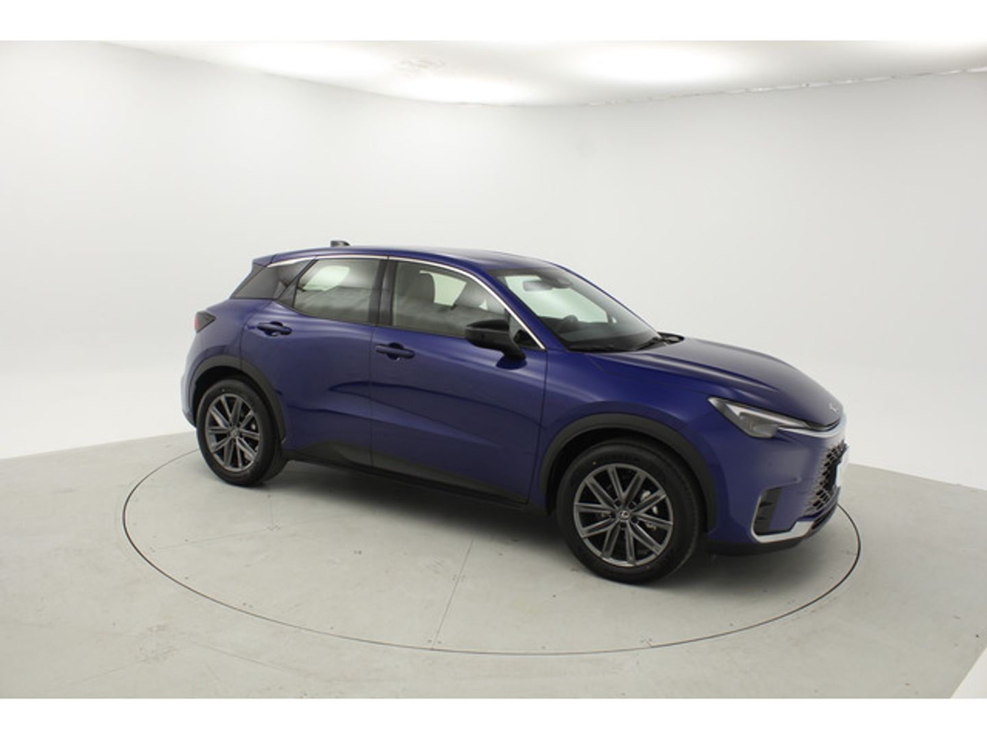Lexus LBX 1.5 HEV Elegant Plus 100 kW (136 CV)