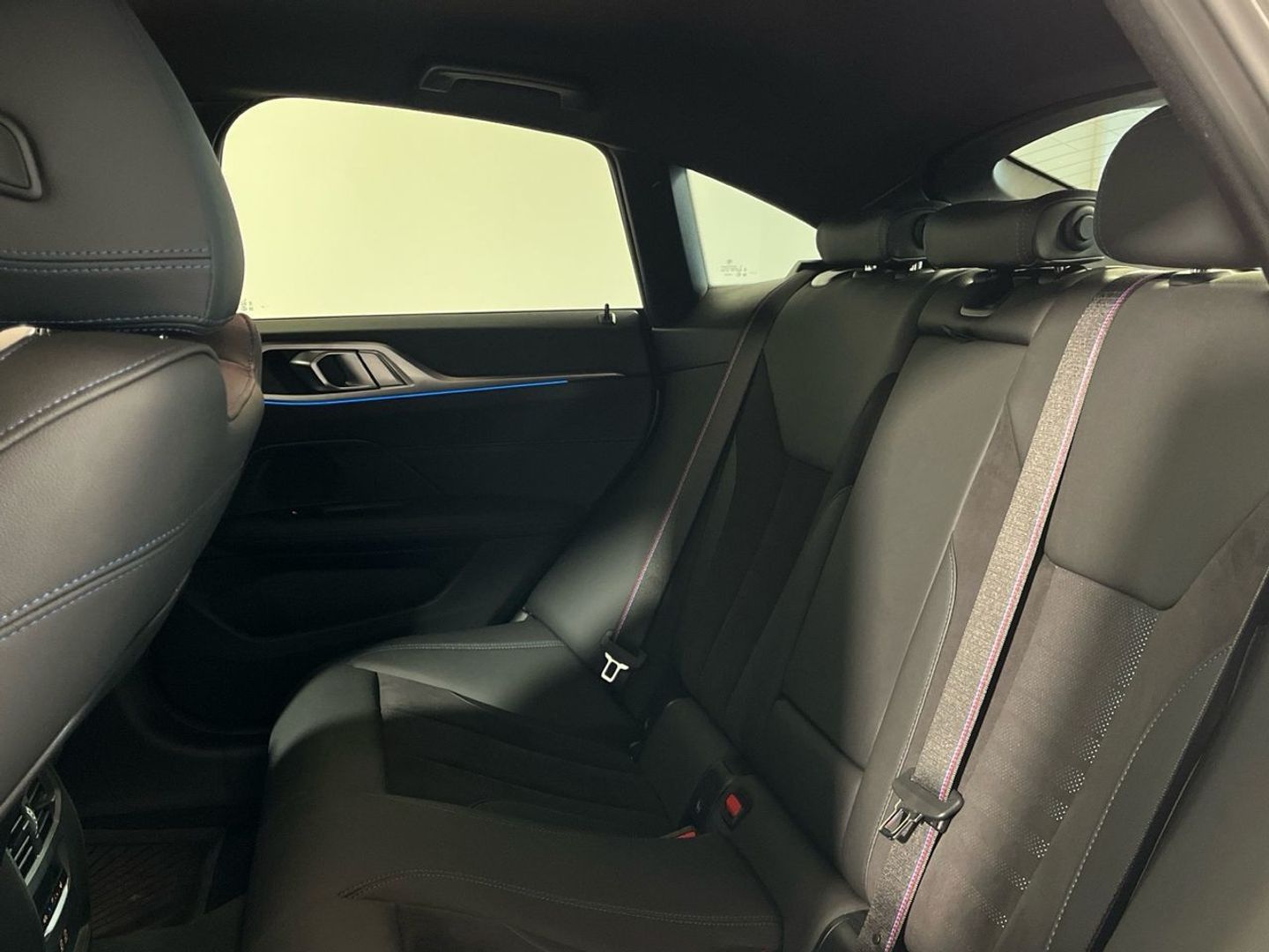 BMW i4 eDrive40 250 kW (340 CV)