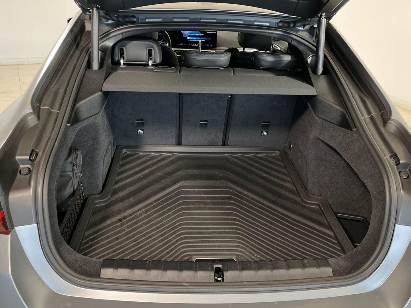 BMW i4 eDrive40 250 kW (340 CV)