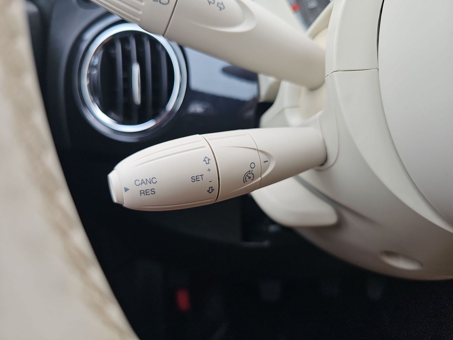 Fiat 500 1.0 Hybrid Cult 51 kW (70 CV)