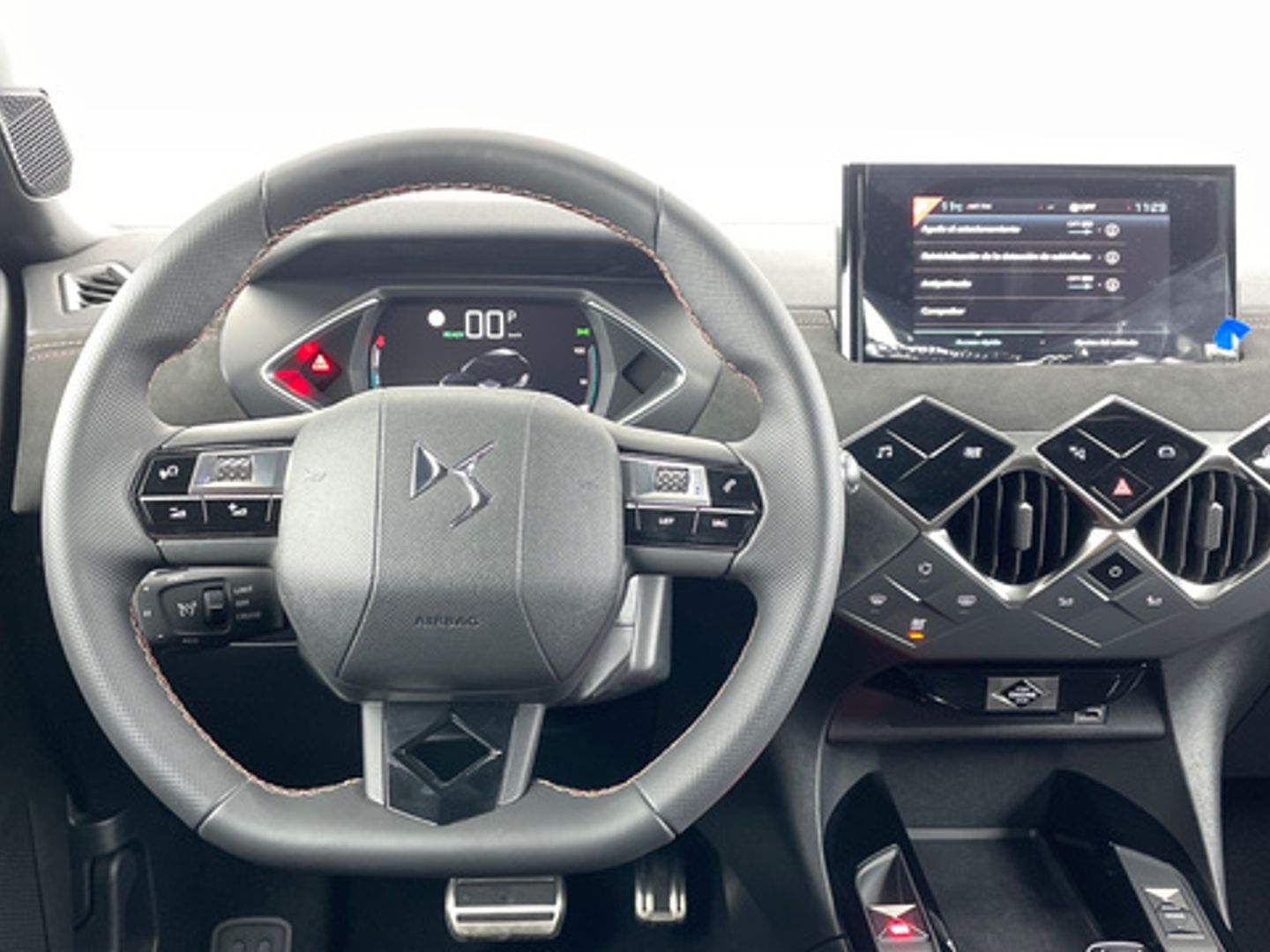 DS DS3 Crossback E-Tense 50 kW/h Performance Line 100 kW (136 CV)