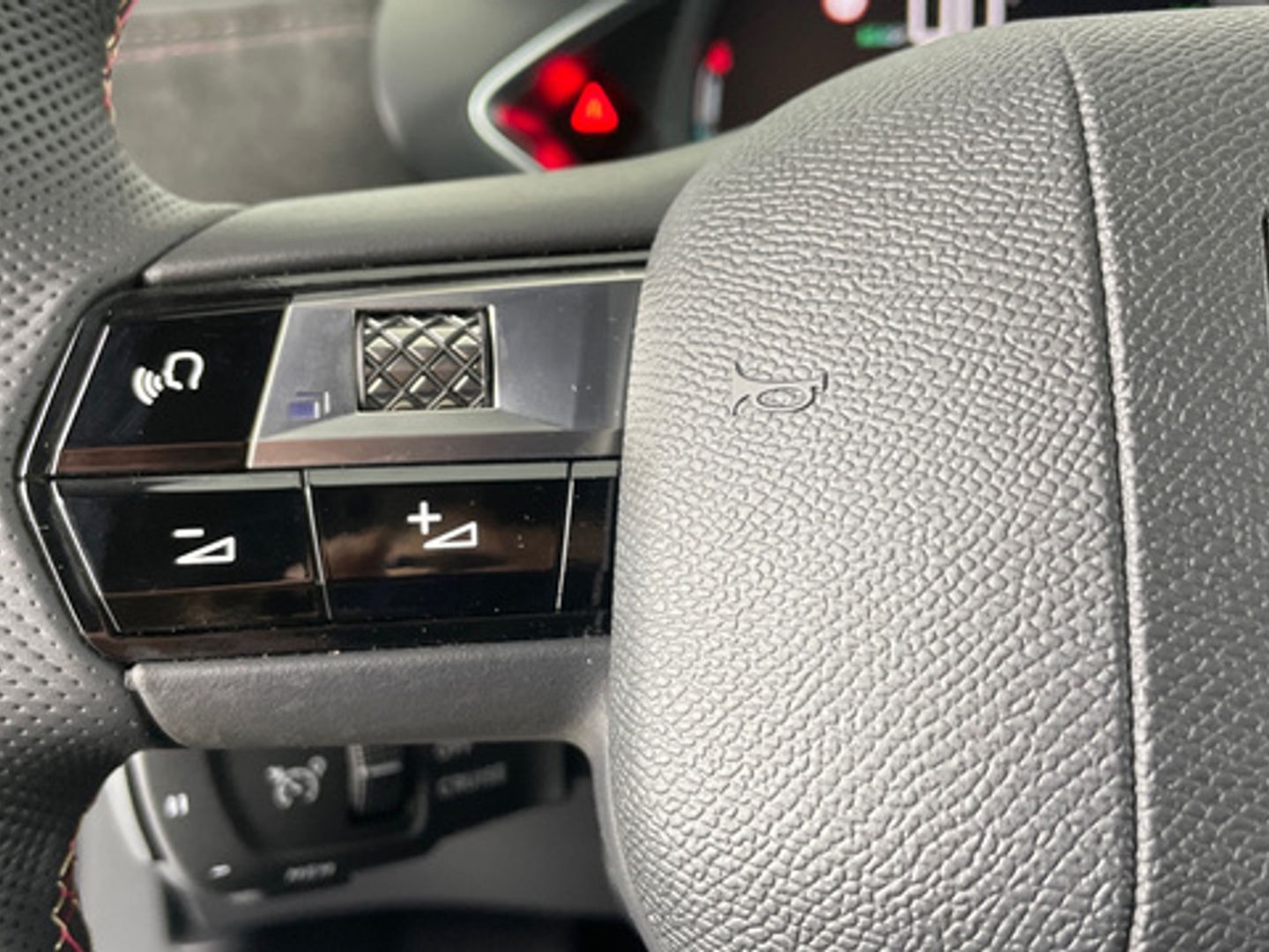 DS DS3 Crossback E-Tense 50 kW/h Performance Line 100 kW (136 CV)