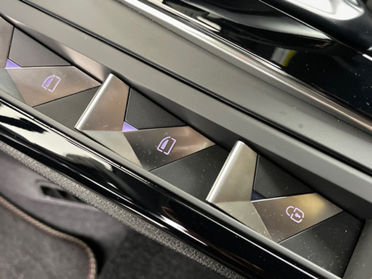 DS DS3 Crossback E-Tense 50 kW/h Performance Line 100 kW (136 CV)