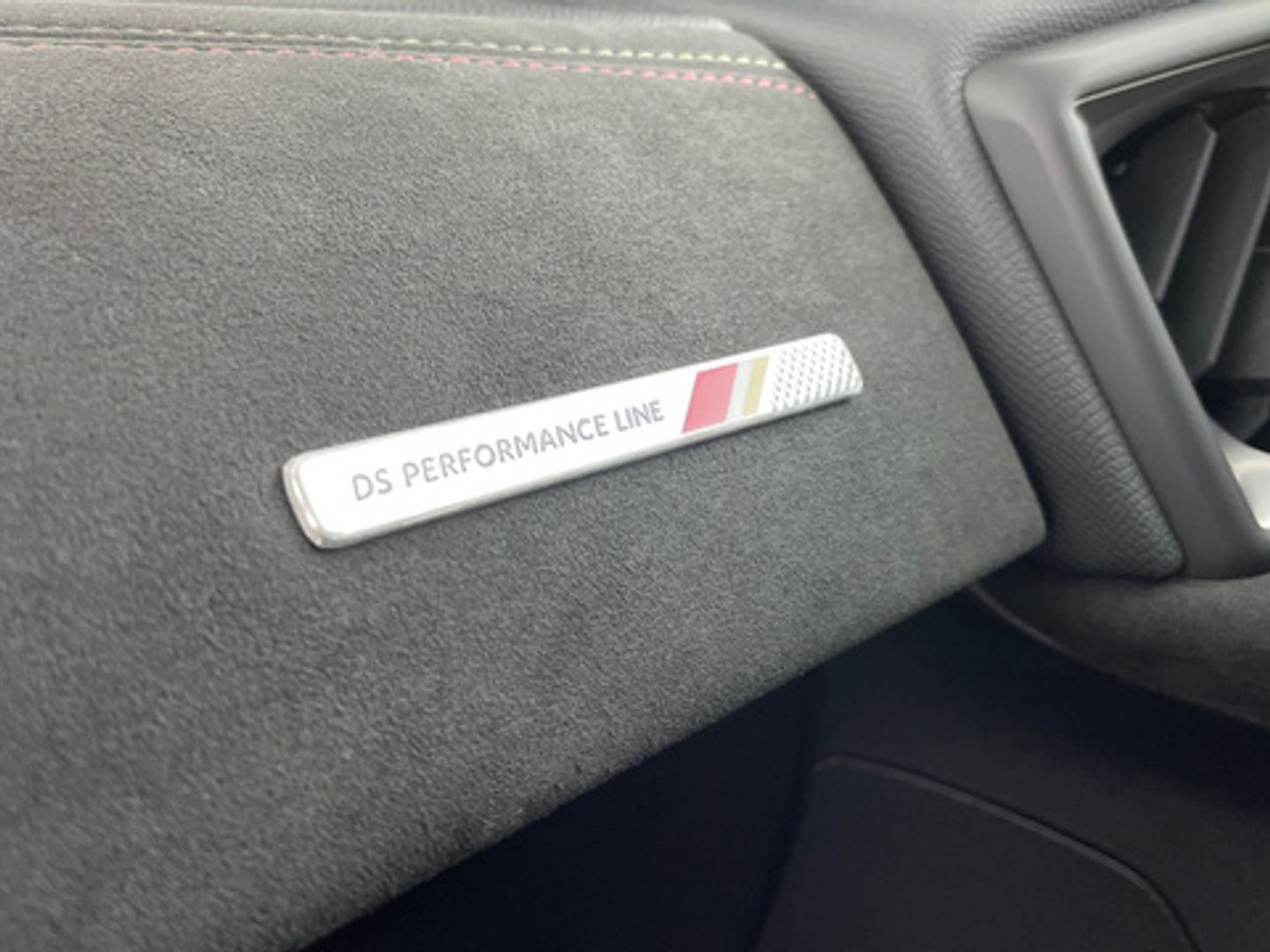 DS DS3 Crossback E-Tense 50 kW/h Performance Line 100 kW (136 CV)