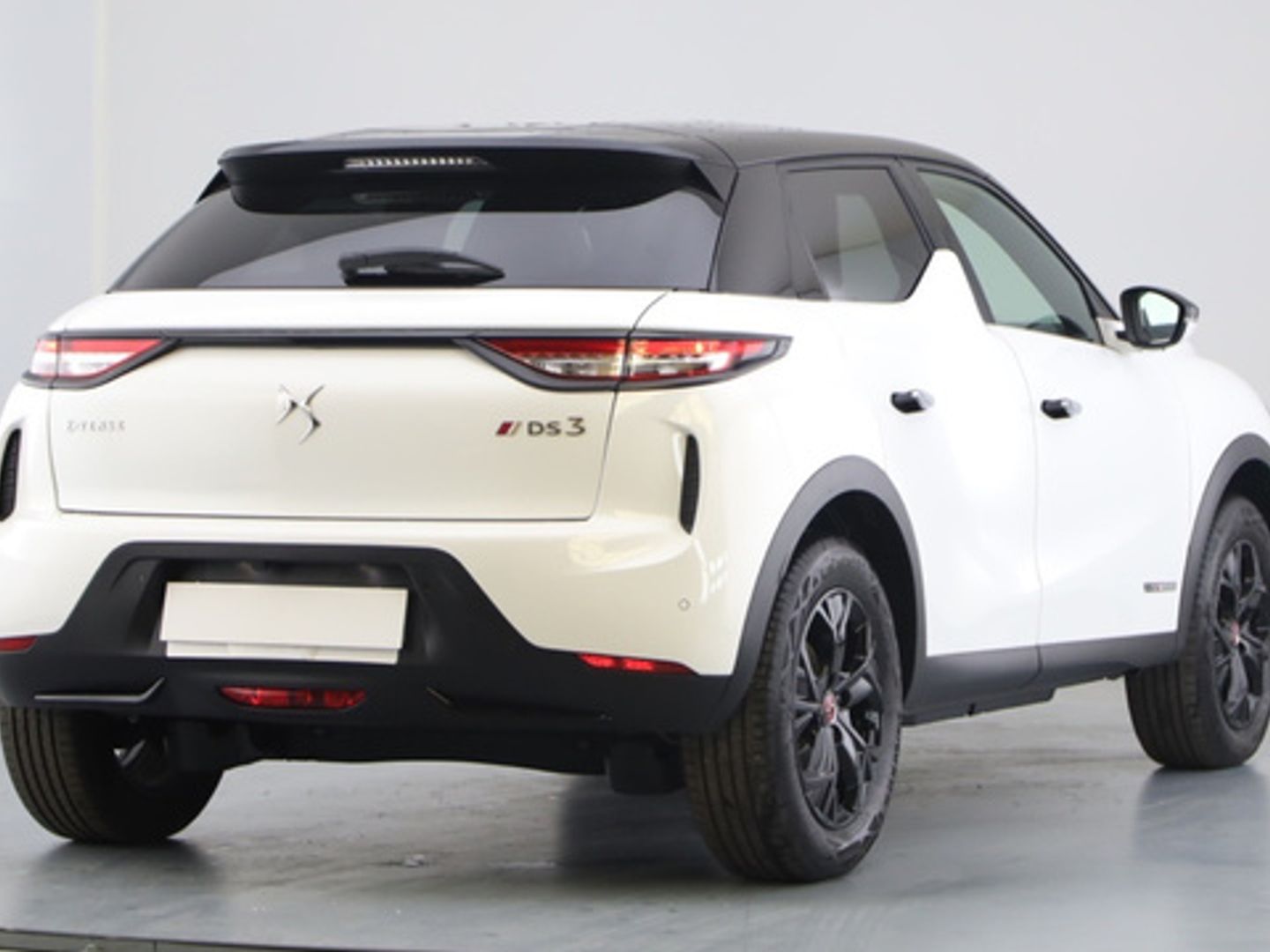 DS DS3 Crossback E-Tense 50 kW/h Performance Line 100 kW (136 CV)
