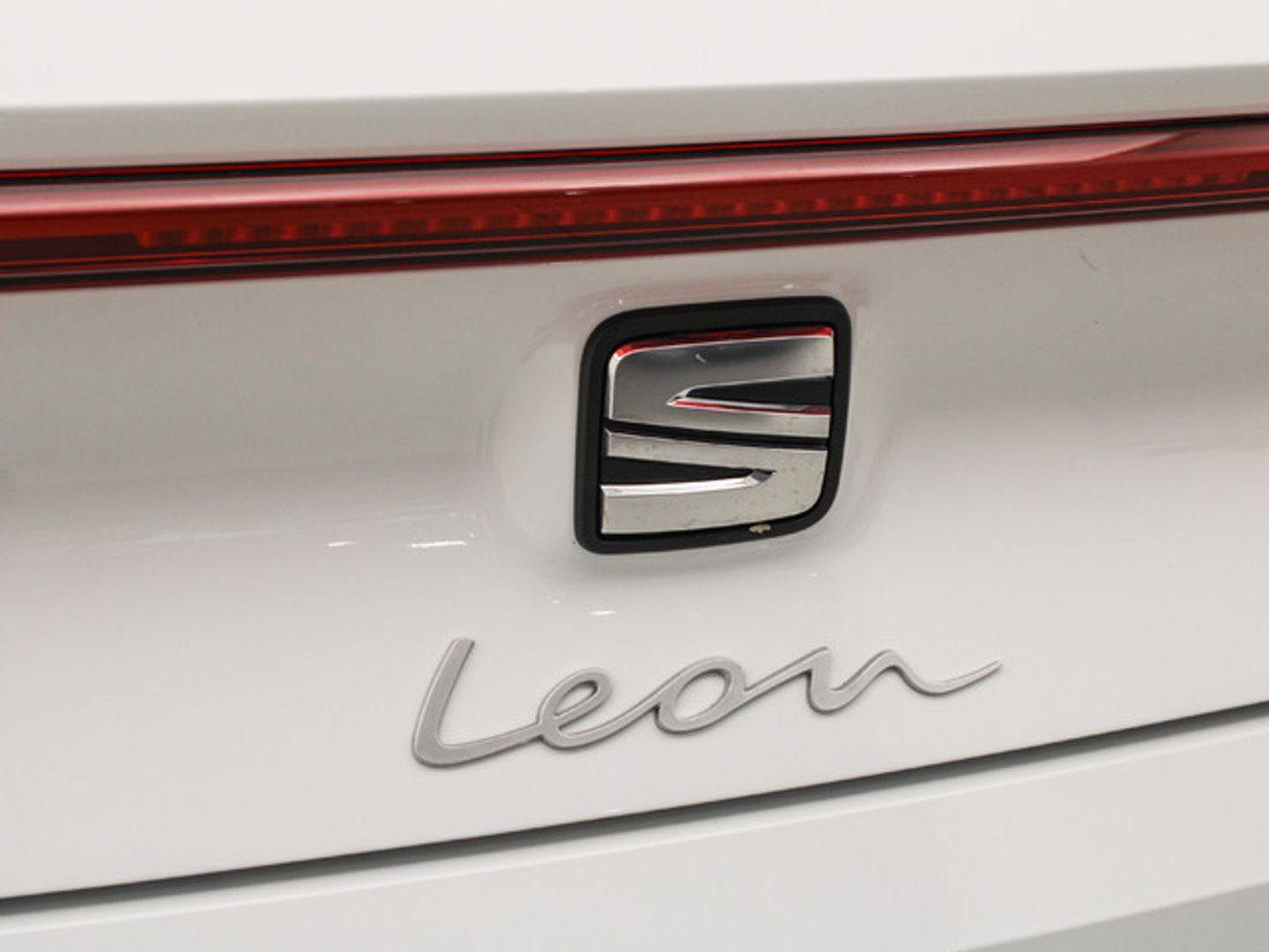 Seat León 1.5 eTSI FR Special Edition Vision