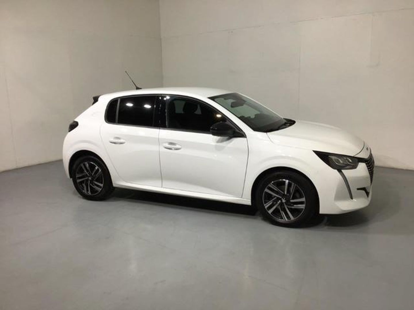 Peugeot 208 PureTech 100 Allure