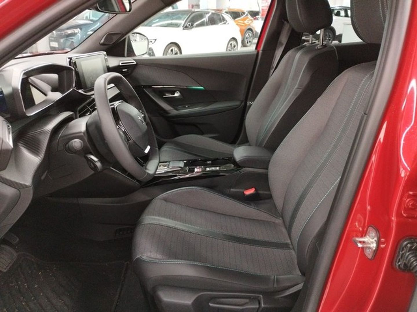 Peugeot e-2008 Eléctrico Allure Pack 100 kW (136 CV)
