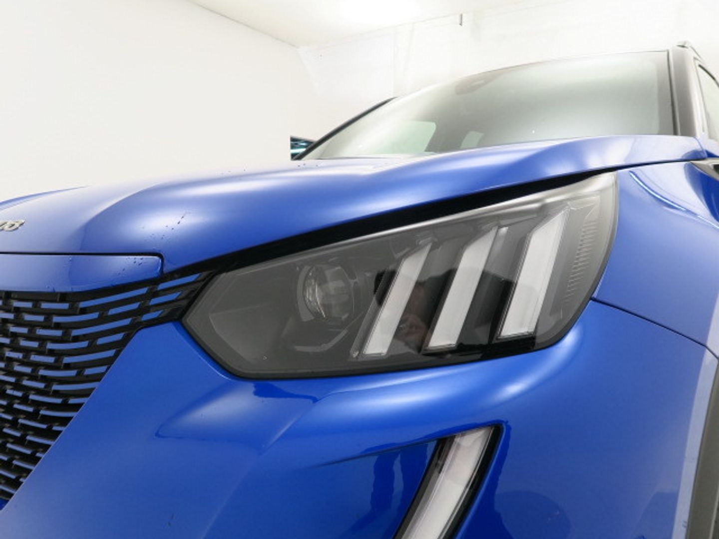 Peugeot e-2008 Eléctrico GT 100 kW (136 CV)