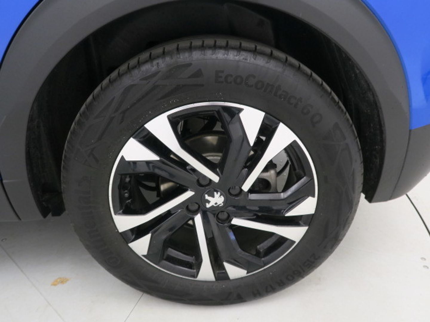 Peugeot e-2008 Eléctrico GT 100 kW (136 CV)